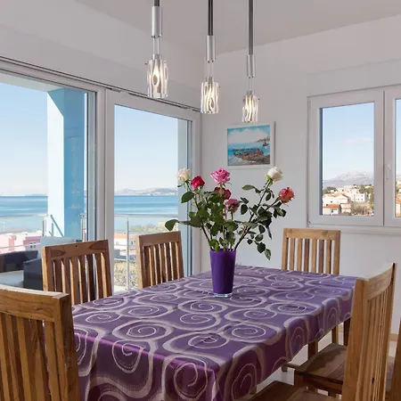 Mermaid - Heated Pool, Sea Views & 120m I Split Riviera * Подстрана