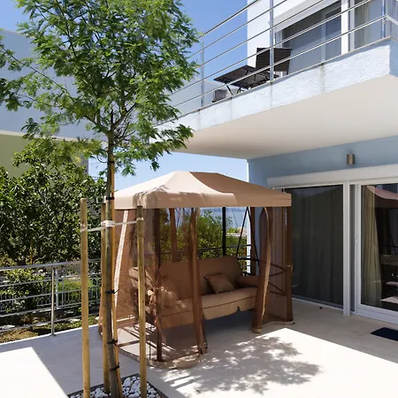 Family Mermaid Your Croatian Haven With Pool And Scenic Views Villa Podstrana