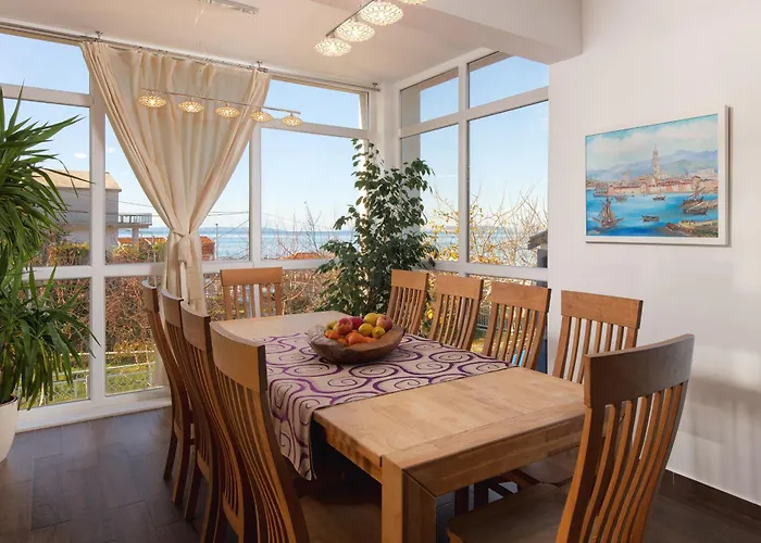 Villa Family Mermaid Your Croatian Haven With Pool And Scenic Views