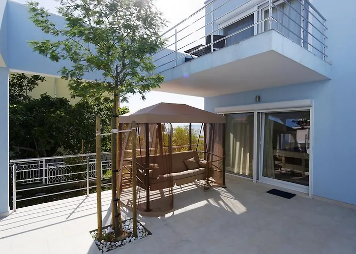 Family Mermaid Your Croatian Haven With Pool And Scenic Views Villa