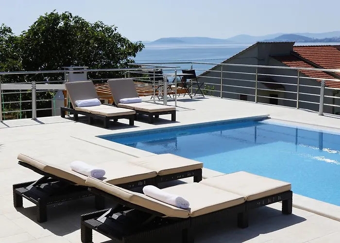 Family Mermaid Your Croatian Haven With Pool And Scenic Views * Podstrana